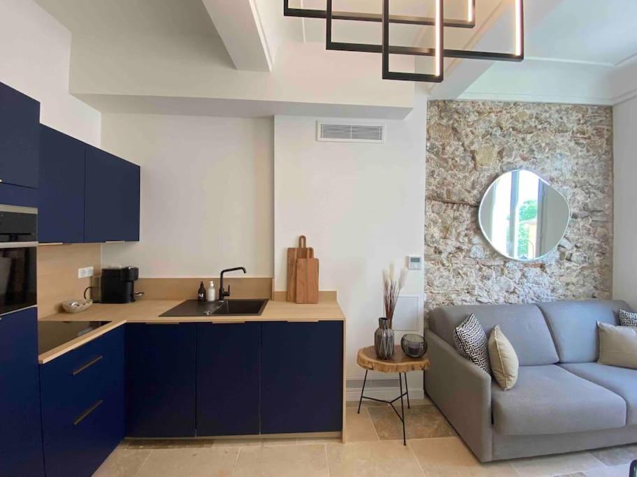 Au Coeur Du Viel Antibes - Cosy Appartement Εξωτερικό φωτογραφία