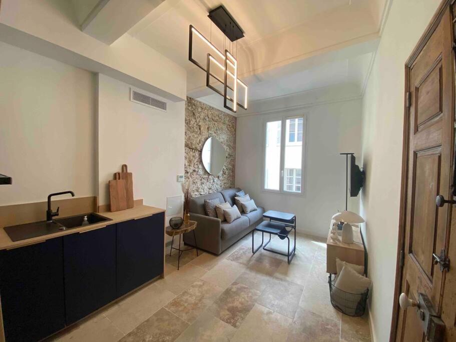 Au Coeur Du Viel Antibes - Cosy Appartement Εξωτερικό φωτογραφία